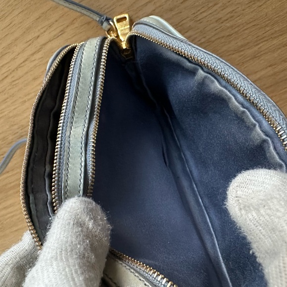 Miu Miu matelassé leather crossbody bag - Picture 10 of 14